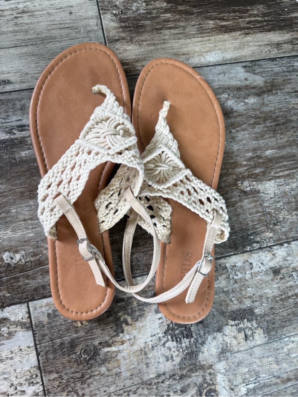 2 for $15 sale: David’s ivory/ cream knit crochet macramé Sandals (8/9) - Picture 5 of 5